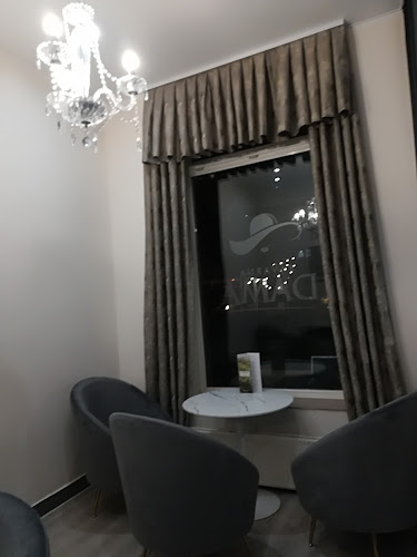 Kavarna Dama - Gastronomija in gostinstvo