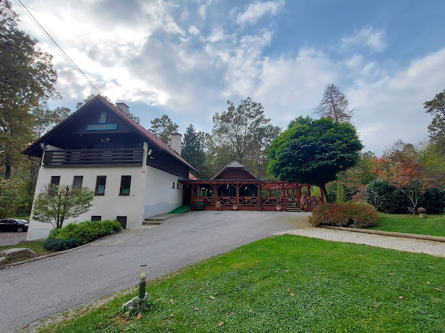 Mahovnik 90, 1330 Kočevje