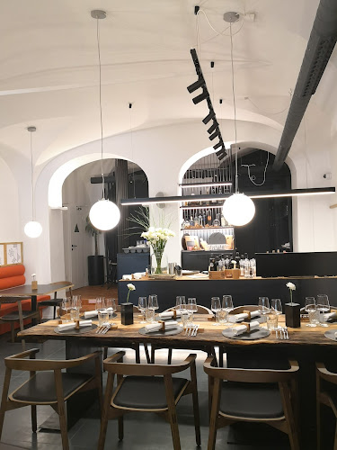 Stari trg 11, 1000 Ljubljana