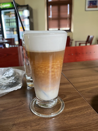 Opinii despre Kavarna meščanka în Novo mesto - Gastronomija in gostinstvo