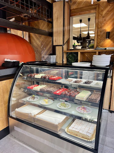 Restavracija Al Fresco - Gastronomija in gostinstvo