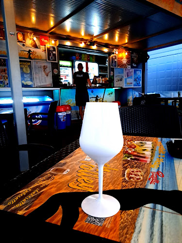 Opinii despre Beach Volley Bar în Koper - Gastronomija in gostinstvo