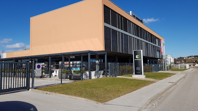 Kavarna 3D - Gastronomija in gostinstvo