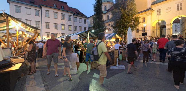 Opinii despre Odprta Kuhna în Ljubljana - Gastronomija in gostinstvo