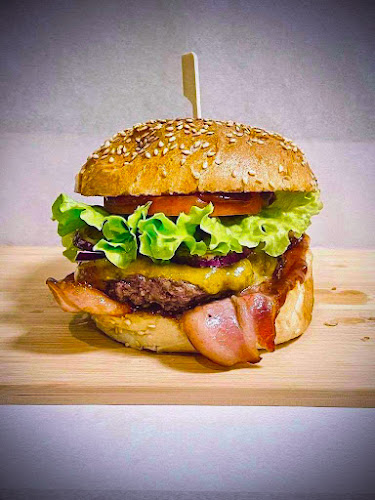 Opinii despre Okrepčevalnica 'Lačni Franz' Marija Jagodic s.p. în Radovljica - Gastronomija in gostinstvo