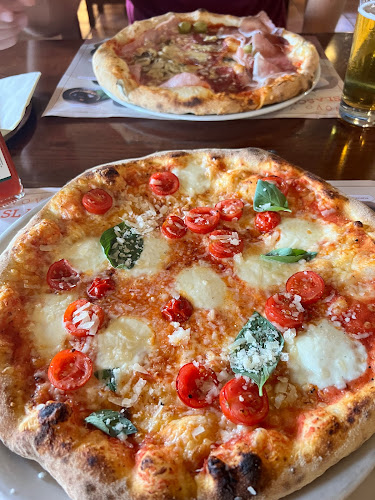 Gostilna, Picerija, Pivovarna - GALA IN - Lesce