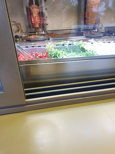 Comentarii opinii despre Neli Kebab