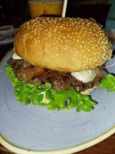 Kamarin Bar&Grill - Gastronomija in gostinstvo