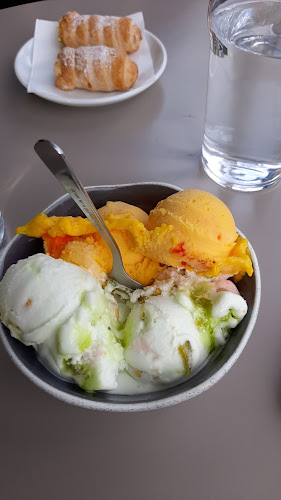 Antoni ice cream - Gastronomija in gostinstvo