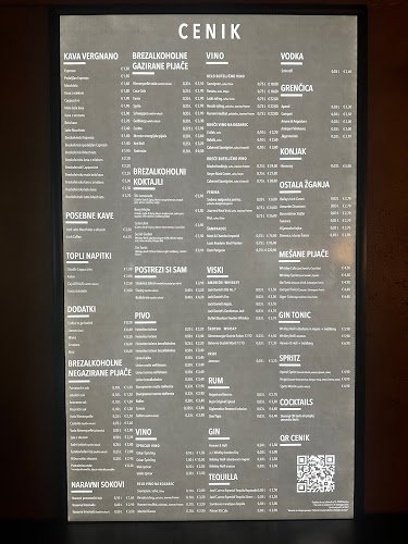 Projektor Cafe & Lounge Bar