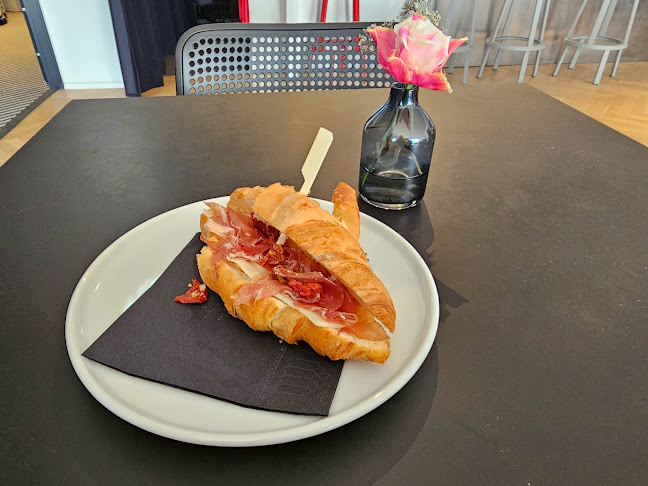 neubar - Gastronomija in gostinstvo