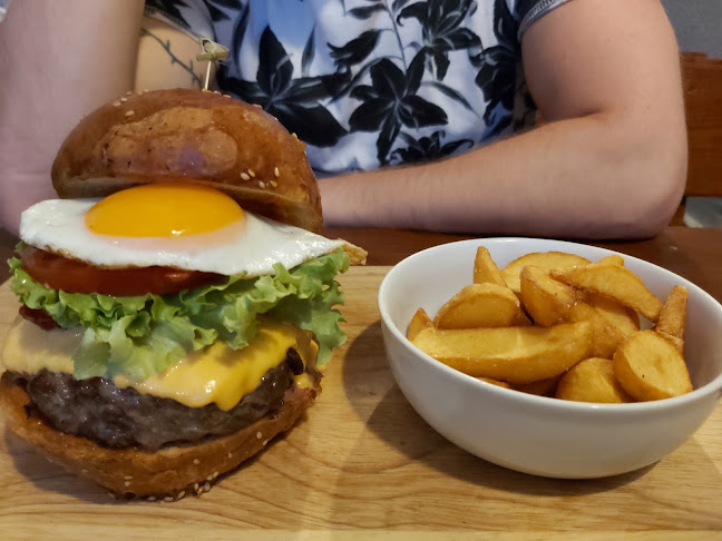 Gostilna Pri Tinetu - Gastronomija in gostinstvo