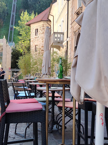 Daktari - Gastronomija in gostinstvo