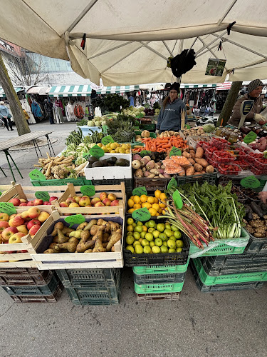Opinii despre Farmer's Market Ljubljanassa în Ljubljana - Gastronomija in gostinstvo