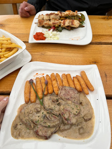 Blejska cesta 6, 4260 Bled