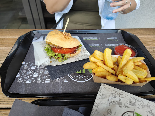 Šmartinska c. 152, 1000 Ljubljana