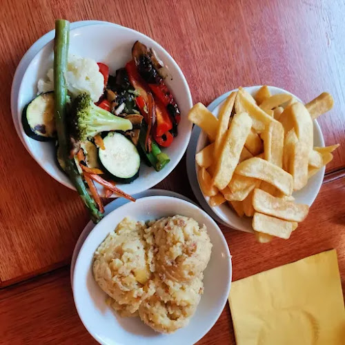 Strahinj 16, 4202 Naklo