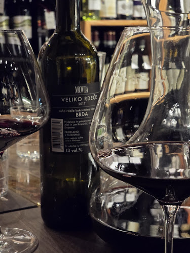 Polek | Vinoteka & Wine bar