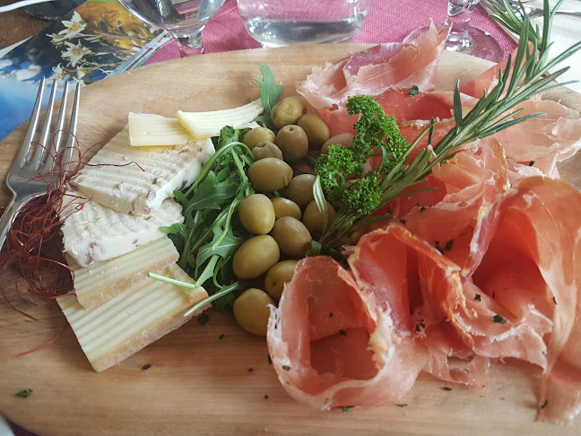 Oštarija Babji zob - Gastronomija in gostinstvo