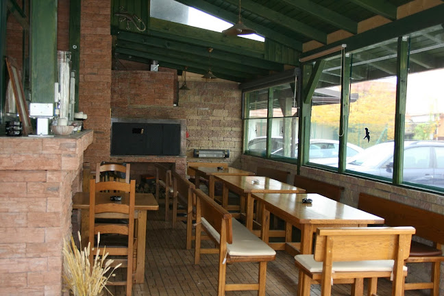 Royal Pizzerija - Gastronomija in gostinstvo