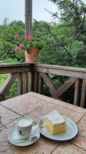 Caffe Peglez'n - Gastronomija in gostinstvo