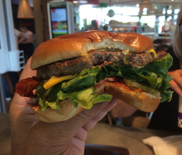 McDonald's Petrol Maribor - Gastronomija in gostinstvo