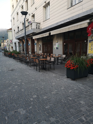 Mestna kavarna Metropol - Gastronomija in gostinstvo