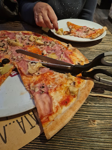 La Pizzeria - Gastronomija in gostinstvo