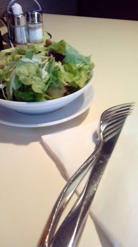 Restavracija Trinajstica - Gastronomija in gostinstvo