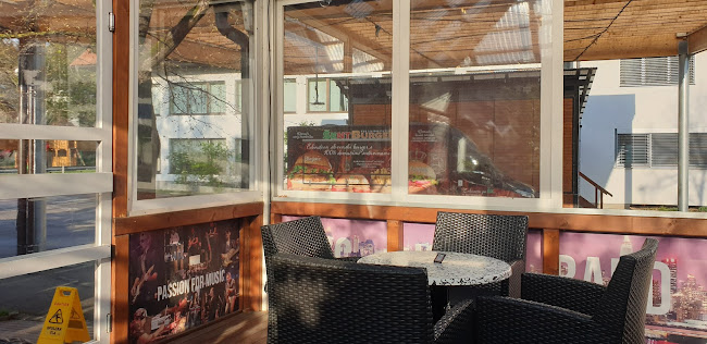 Kapljica Šentburger - Gastronomija in gostinstvo