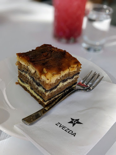 Kavarna Zvezda - Gastronomija in gostinstvo