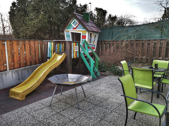 Perkova ulica 3, 1241 Kamnik