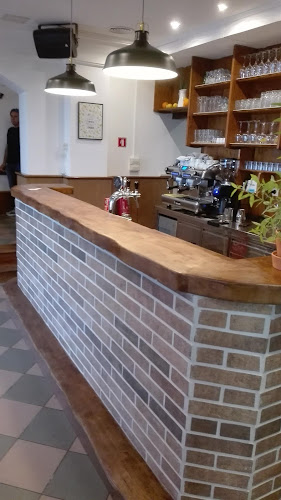 Opinii despre Kavarna PLATZ în Tržič - Gastronomija in gostinstvo