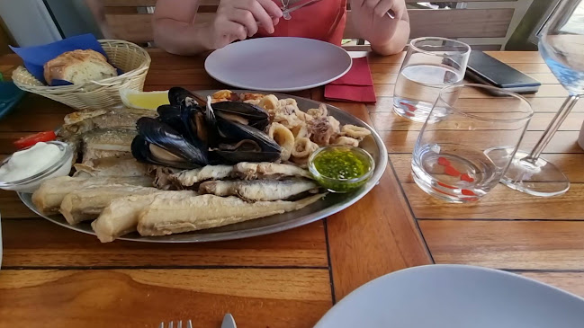 Stella Maris - ribja kantina in bar