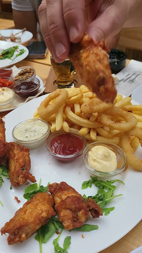 Opinii despre Borza piva în Ljubljana - Gastronomija in gostinstvo