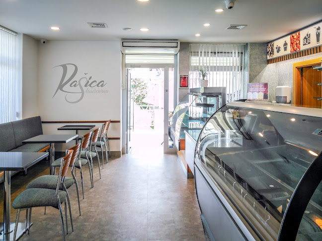 Opinii despre Slaščičarna Rašica în Ljubljana - Črnuče - Gastronomija in gostinstvo