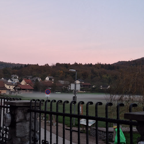 Jezero 79a, 1352 Preserje