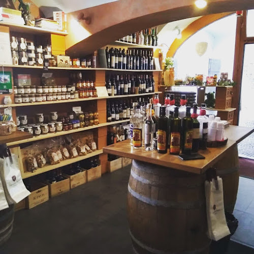 Opinii despre Vineria del Ponte - wine shop with a wide variety of labels from Slovenia în Ljubljana - Gastronomija in gostinstvo