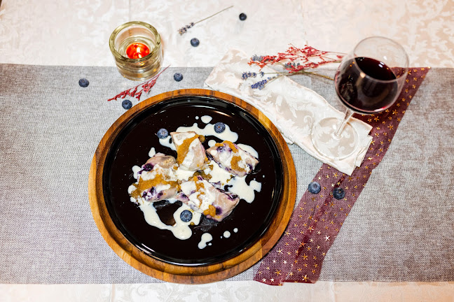 Kavarna in slaščičarna SWEET & RICH - Gastronomija in gostinstvo