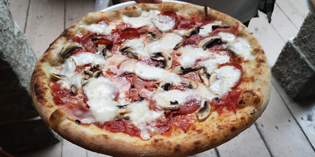 Zbornica bar in žar