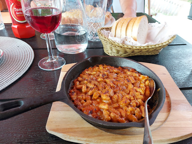 Blatnikov hram, Rera Gostinstvo In Trgovina D.O.O. - Gastronomija in gostinstvo