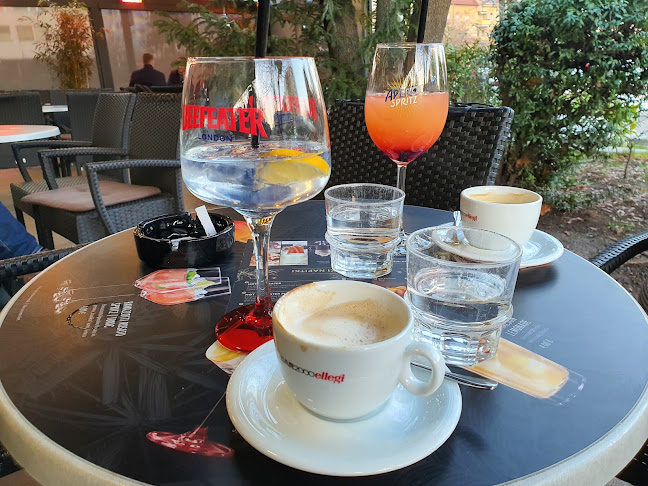 Opinii despre Plavi Bar în Ljubljana - Gastronomija in gostinstvo