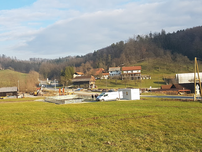 Hilman Bar - Gastronomija in gostinstvo