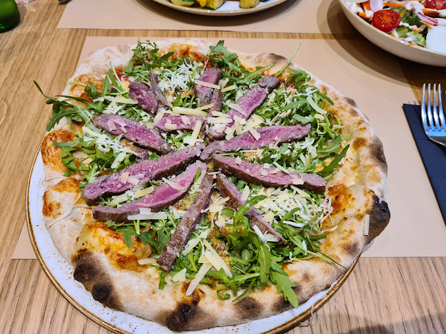 Na Vasi, restavracija in prenočišča