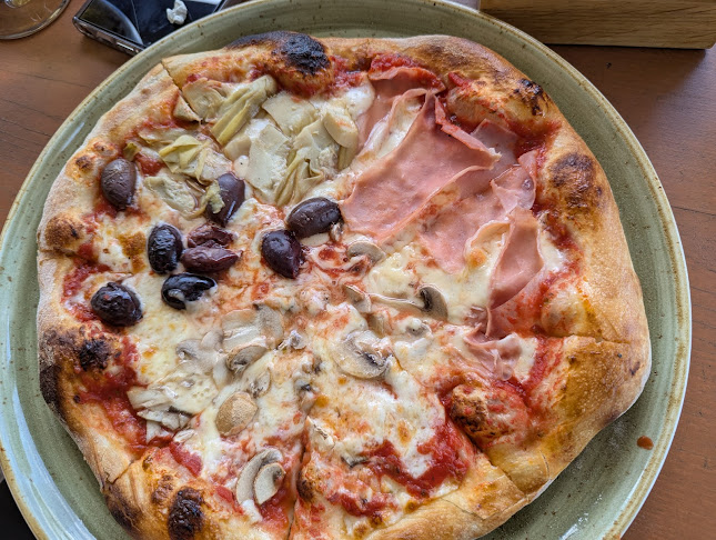 Labrca Tolmin - Okrepčevalnica in bar - Tolmin