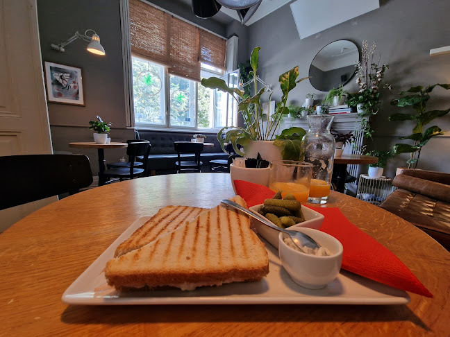 Opinii despre Kava Bar Tam Tam în Ljubljana - Gastronomija in gostinstvo