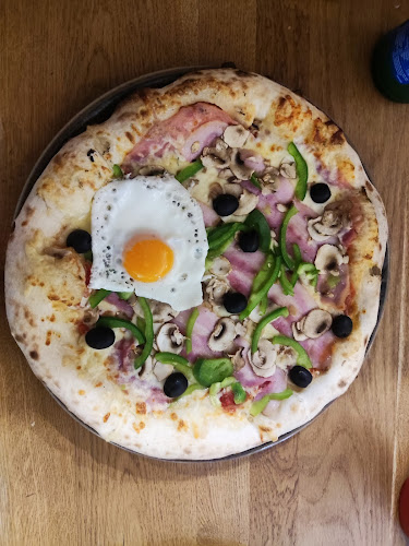 Opinii despre Picerija PUJ SEM în Slovenska Bistrica - Gastronomija in gostinstvo