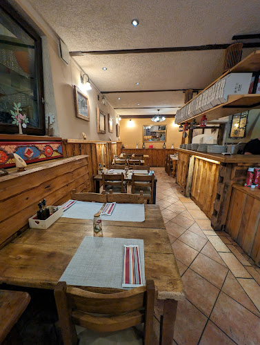 Pizzeria Rustika - Gastronomija in gostinstvo