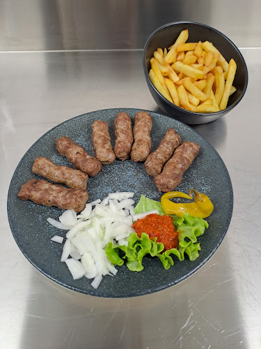 Okrepčevalnica Zadruga - Gastronomija in gostinstvo