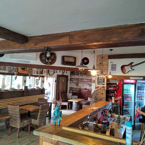 Vintage caffe - Gastronomija in gostinstvo